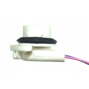 Gniazdo P27W 3156 B z przewodami